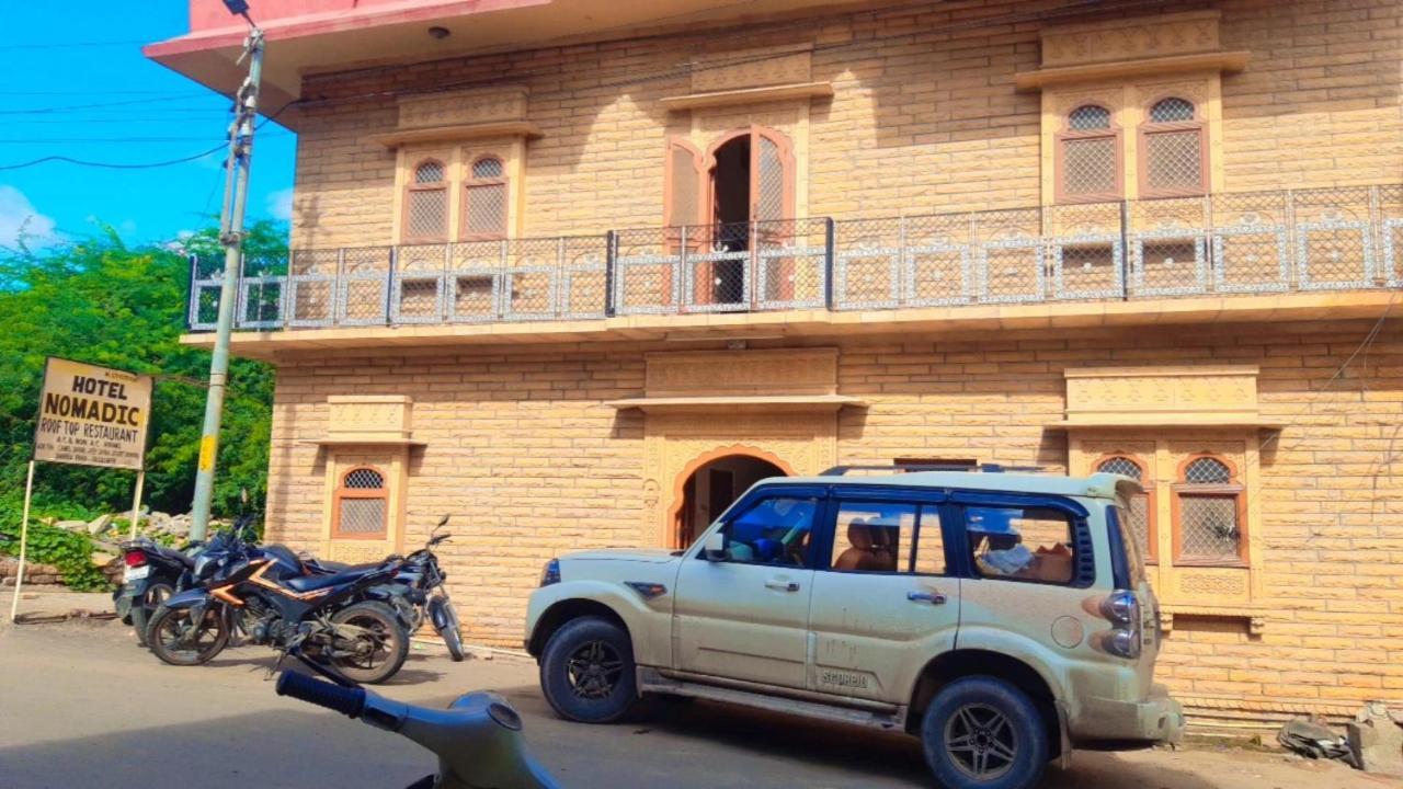 Hotel Nomadic Джайсалмер Екстериор снимка
