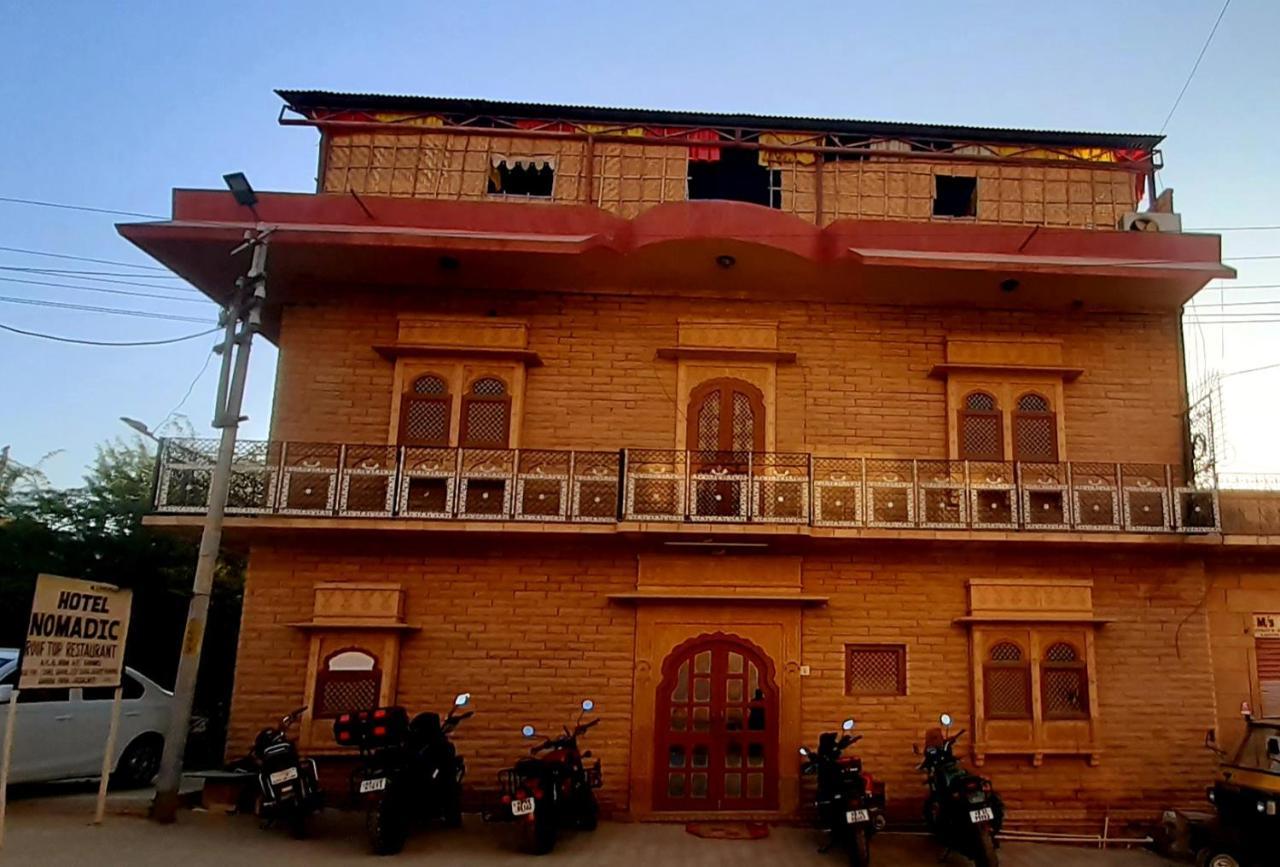 Hotel Nomadic Джайсалмер Екстериор снимка